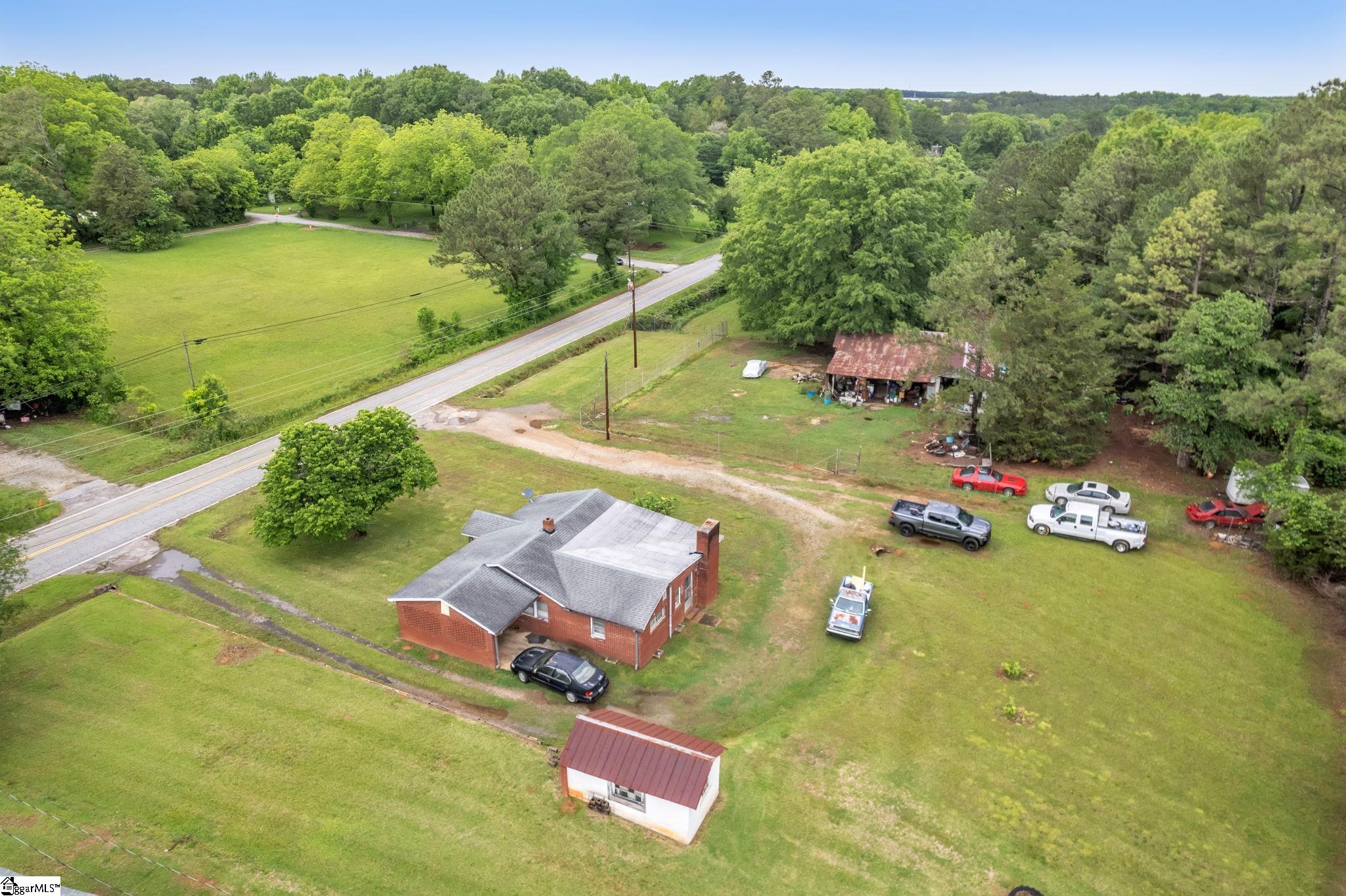 2012 Airport Road Greenwood, SC 29649 - Photo 12 of 25 Gallery Image 12
