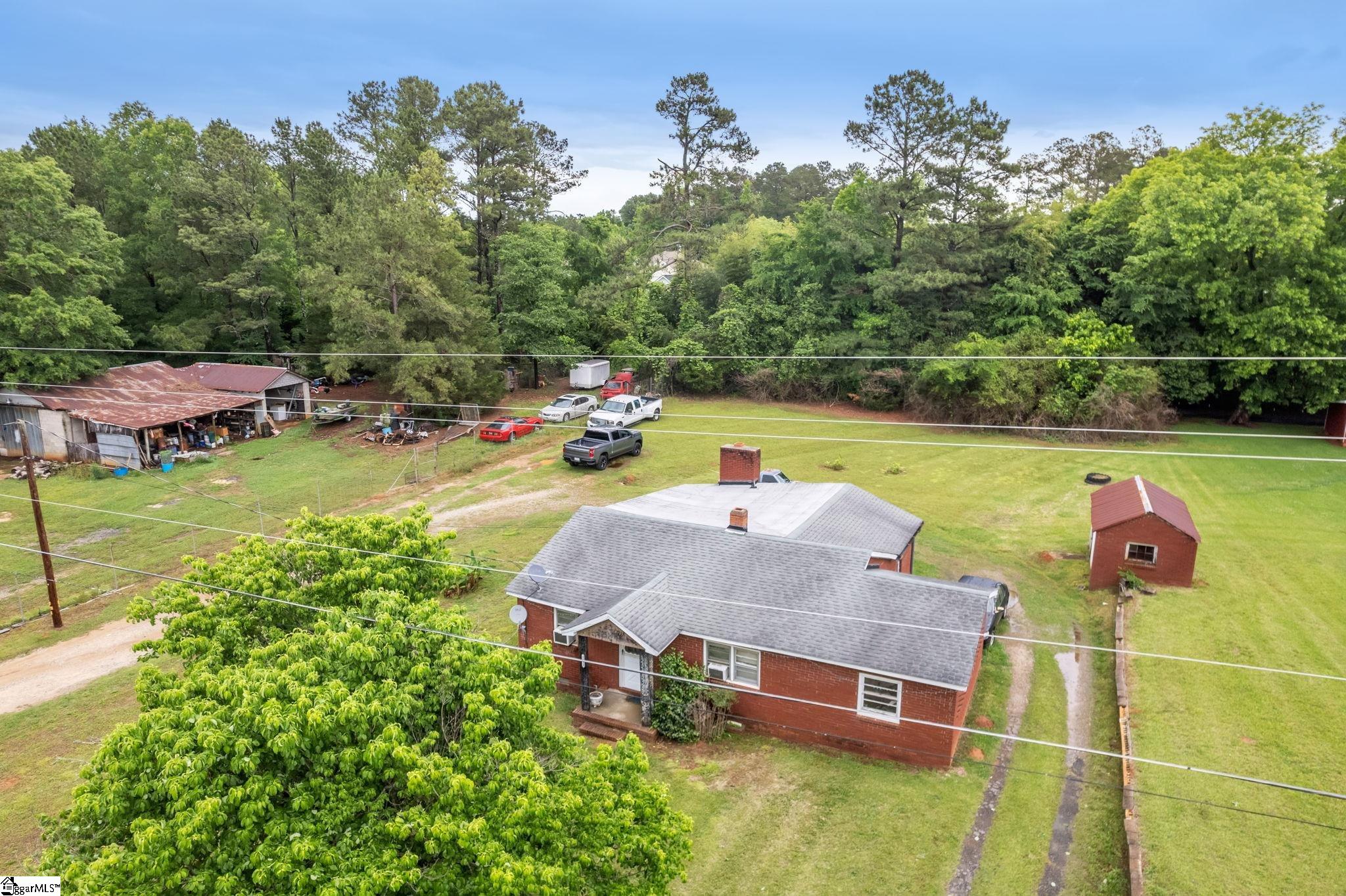 2012 Airport Road Greenwood, SC 29649 - Photo 7 of 25 Gallery Image 7