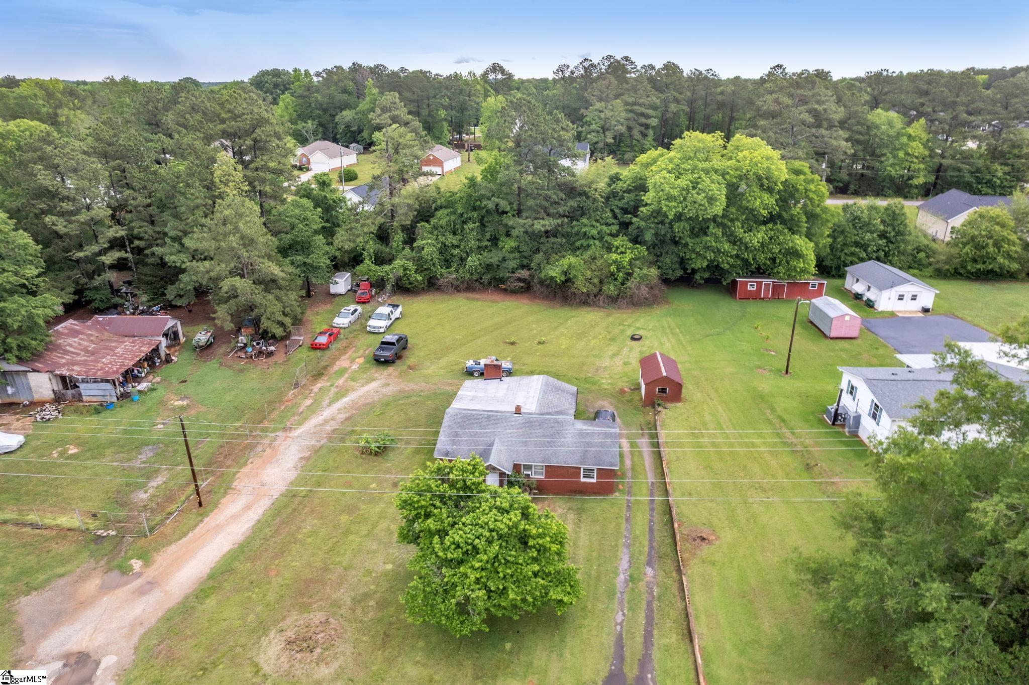 2012 Airport Road Greenwood, SC 29649 - Photo 9 of 25 Gallery Image 9