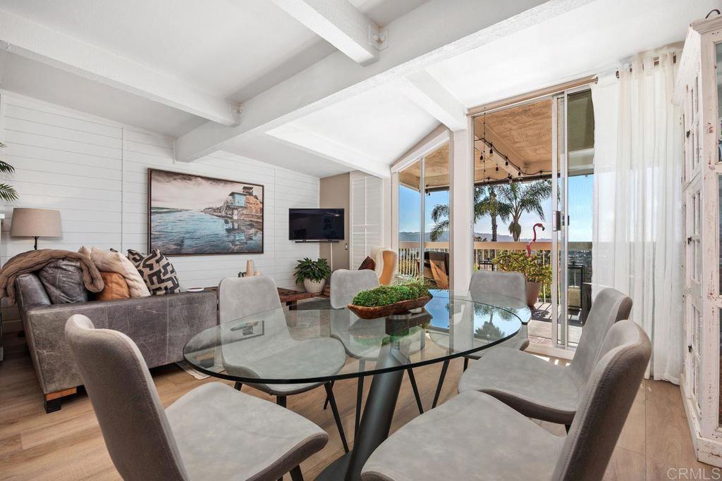 2327 Caringa Way, Unit 3 Carlsbad, CA 92009 - Photo 24 of 48 Dining Room