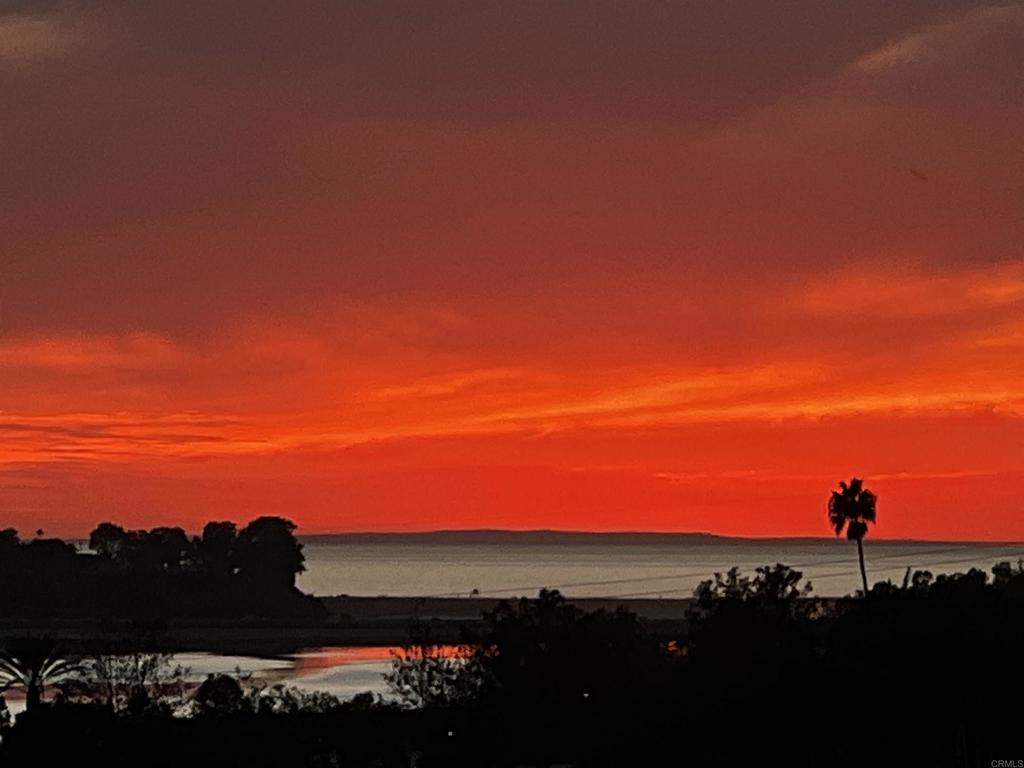 2327 Caringa Way, Unit 3 Carlsbad, CA 92009 - Photo 45 of 48 Sunset view