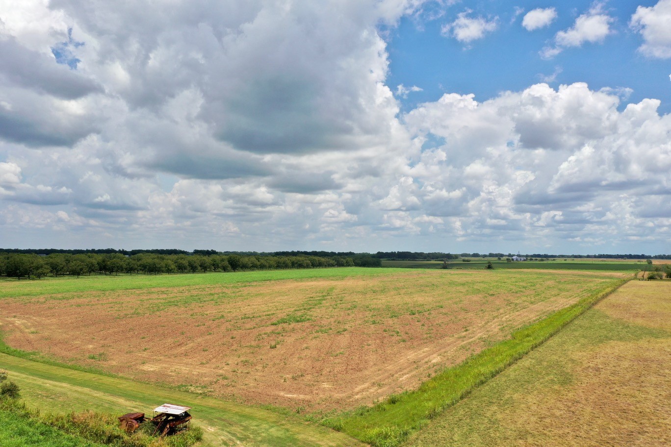 0 South County Road Eagle Lake, TX 77434 - Photo 15 of 26 a view of an ocean and beach