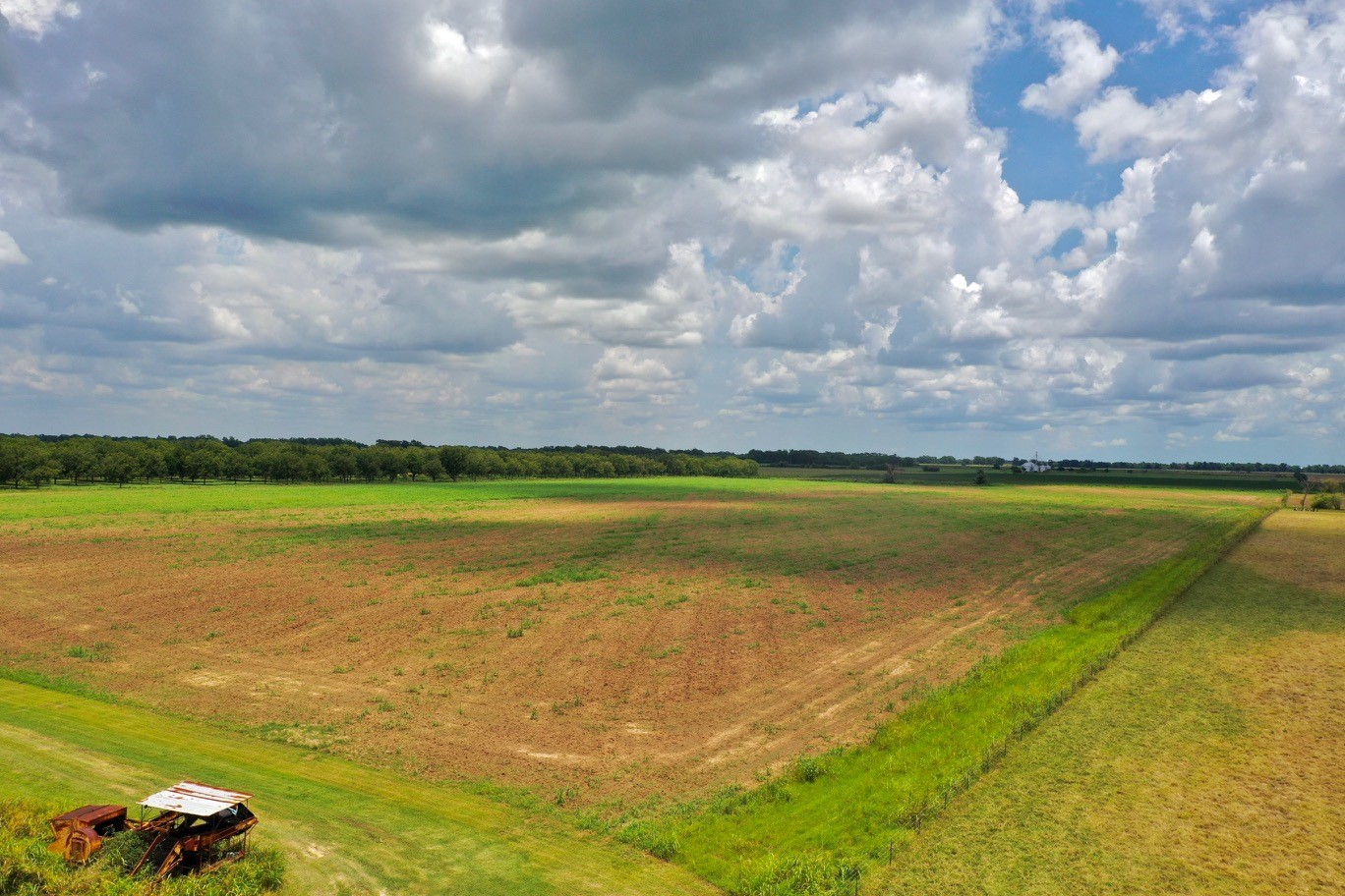 0 South County Road Eagle Lake, TX 77434 - Photo 22 of 26 a view of an ocean and beach