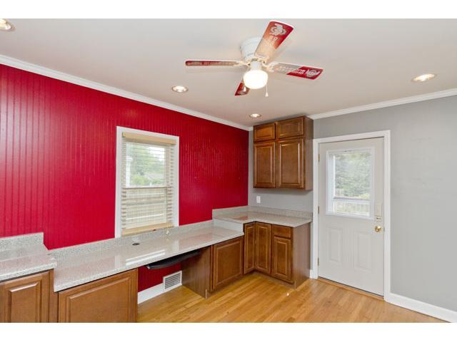 320 North Remington Road Columbus, OH 43209 - Photo 12 of 25