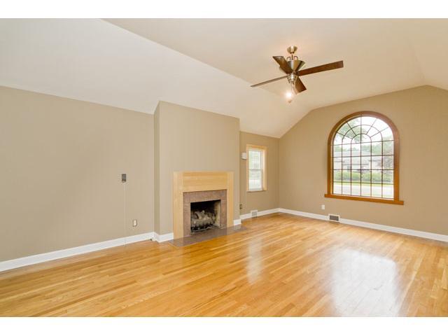 320 North Remington Road Columbus, OH 43209 - Photo 2 of 25