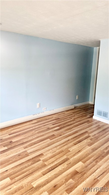 533 Adam Street Tonawanda, NY 14150 - Photo 4 of 28