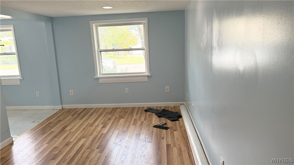 533 Adam Street Tonawanda, NY 14150 - Photo 5 of 28