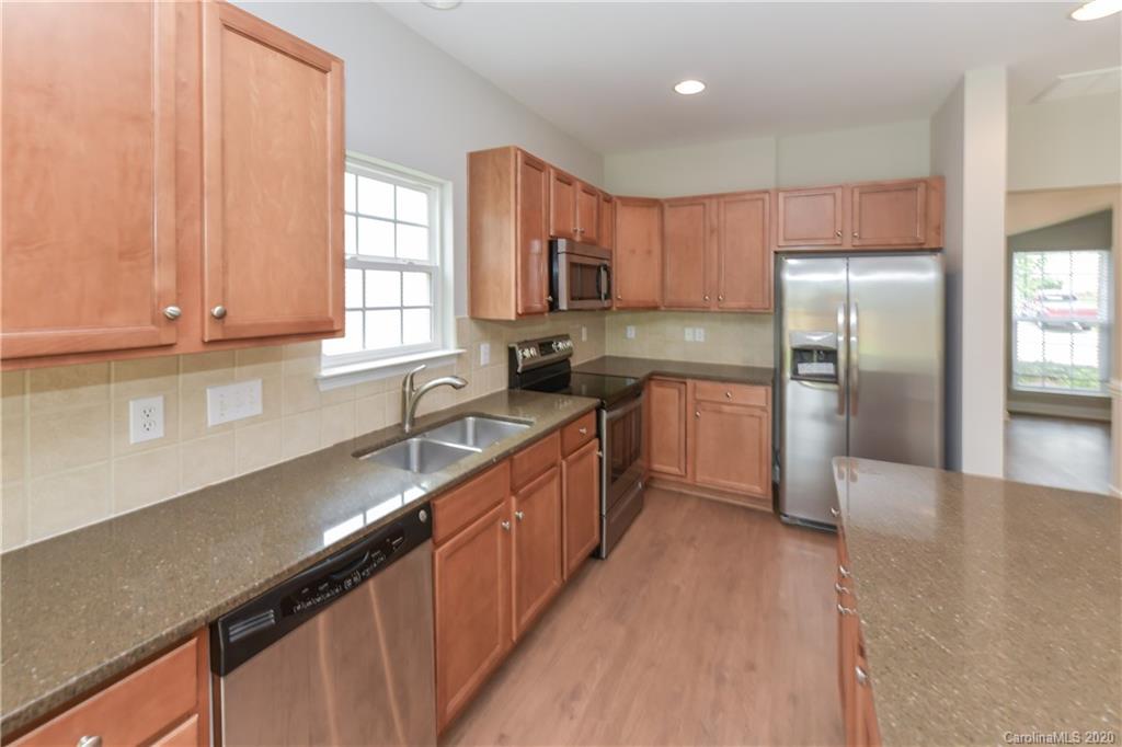 2026 Pin Hook Road Charlotte, NC 28215 - Photo 12 of 36 Gallery Image 12