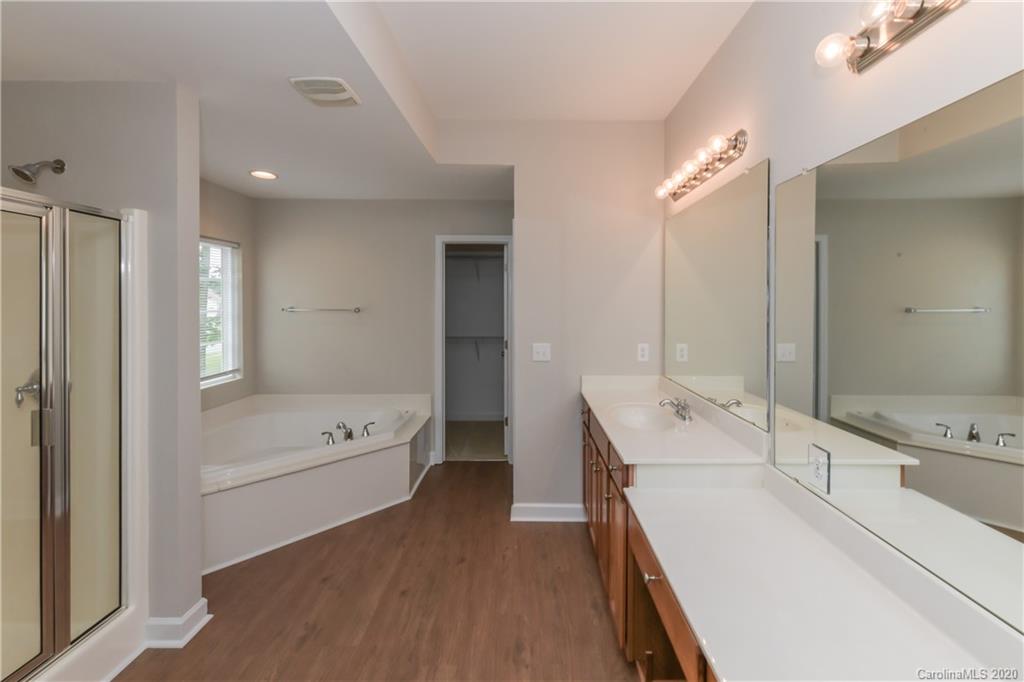 2026 Pin Hook Road Charlotte, NC 28215 - Photo 31 of 36 Gallery Image 31