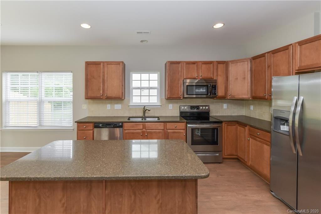 2026 Pin Hook Road Charlotte, NC 28215 - Photo 10 of 36 Gallery Image 10