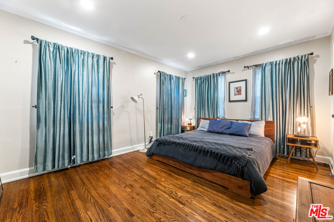 1569 South Orange Grove Avenue Los Angeles, CA 90019 - Photo 20 of 47