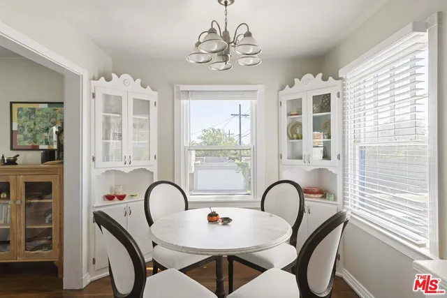 $1,888,888 | 1569 South Orange Grove Avenue, Los Angeles, CA 90019