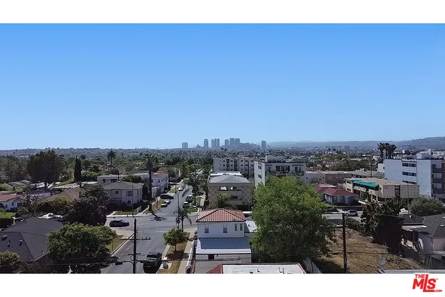 $1,888,888 | 1569 South Orange Grove Avenue, Los Angeles, CA 90019