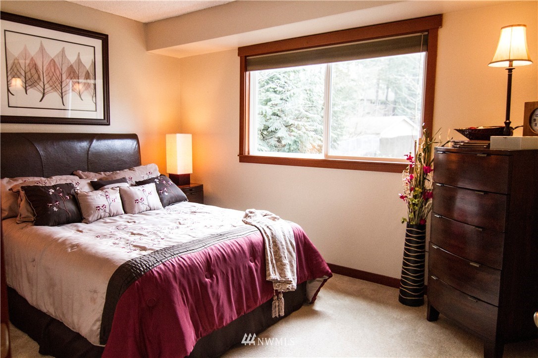 14251 147th Place Southeast Renton, WA 98059 - Photo 15 of 23 Gallery Image 15
