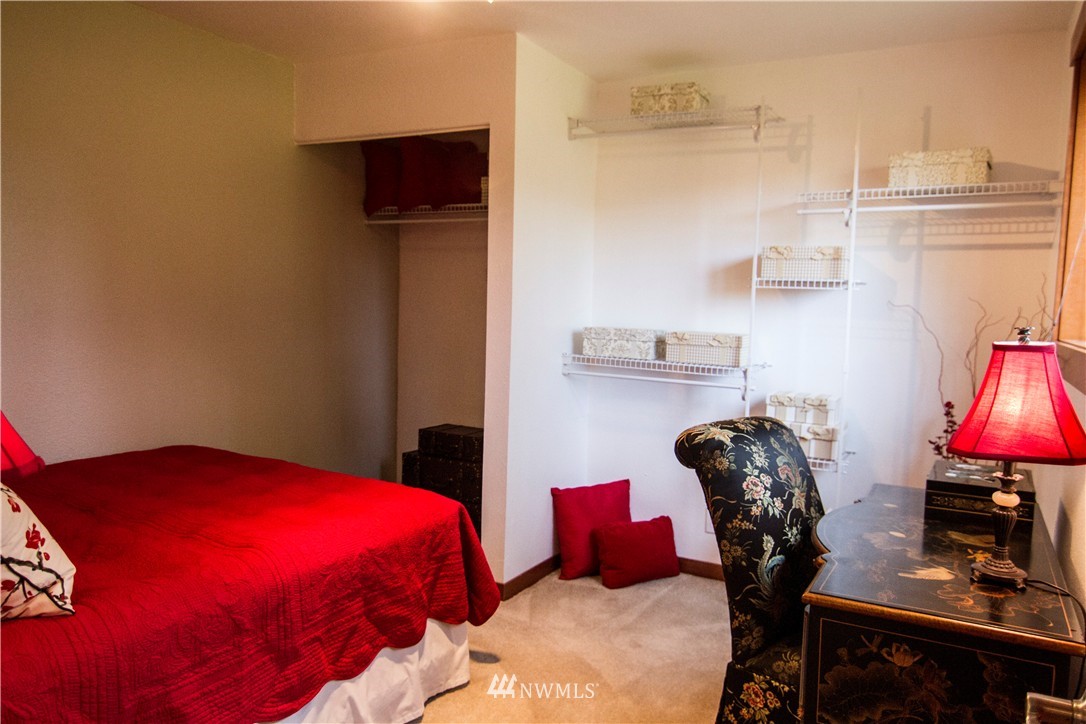 14251 147th Place Southeast Renton, WA 98059 - Photo 18 of 23 Gallery Image 18