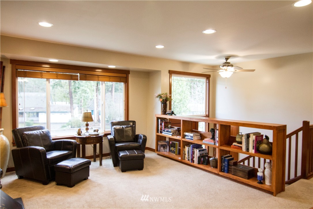 14251 147th Place Southeast Renton, WA 98059 - Photo 8 of 23 Gallery Image 8