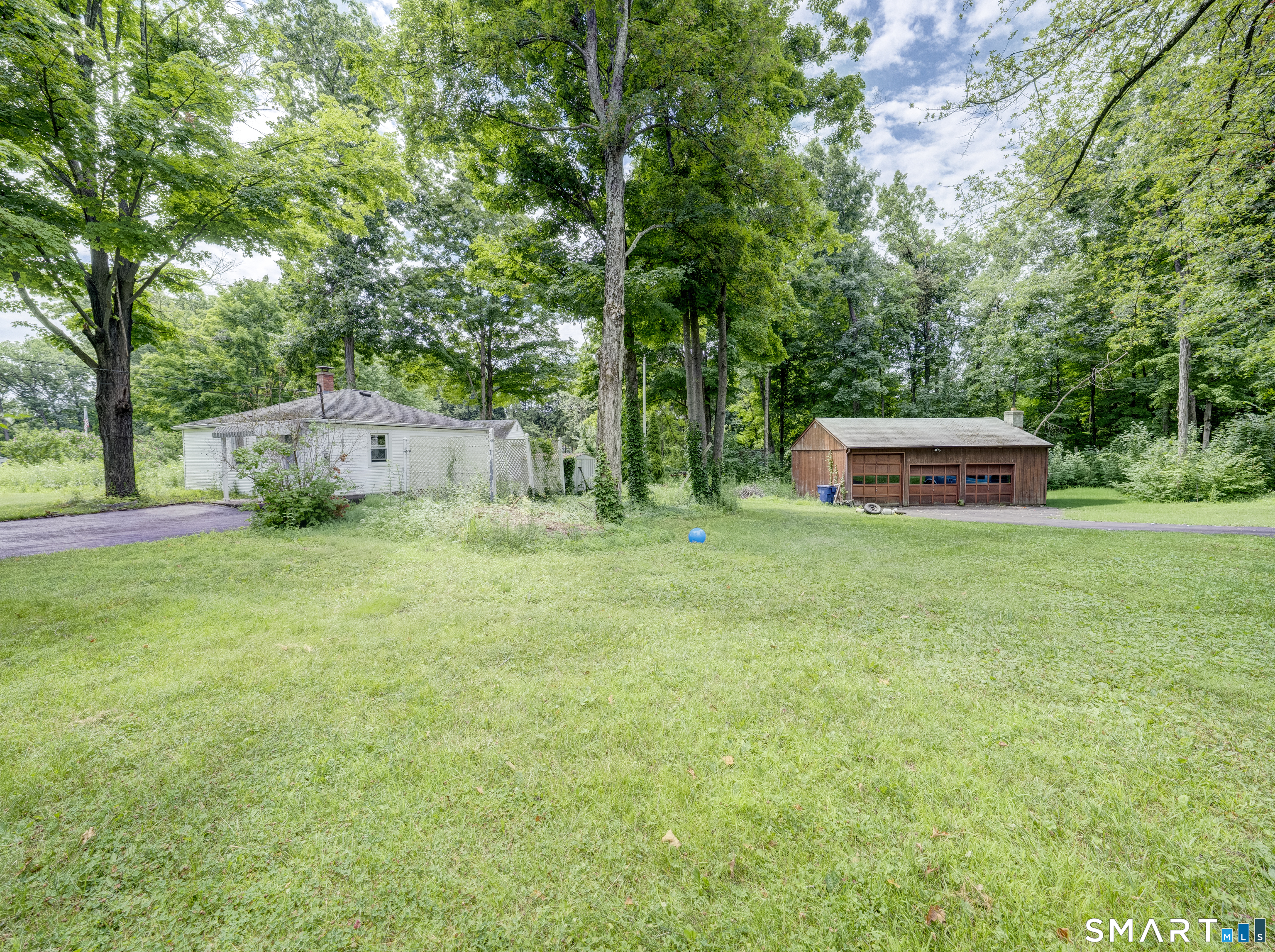 42 Mines Road Bristol, CT 06010 - Photo 13 of 30