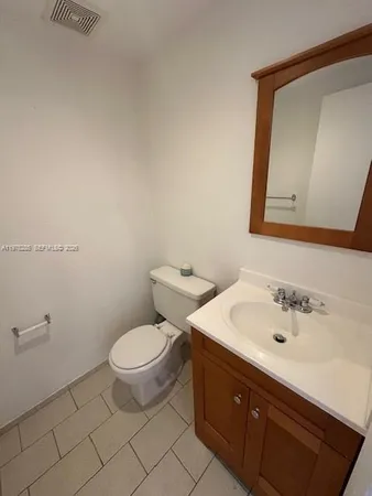 $2,200 | 9373 Fontainebleau Boulevard, Unit K217, Miami, FL 33172