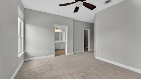 $379,900 | 4439 Spencer Street, Houston, TX 77007