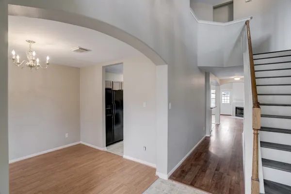 $2,198 | 3924 Highland Vale Court, Fresno, TX 77545