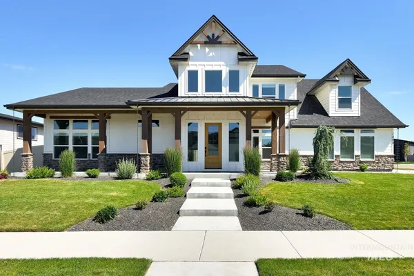 $679,900 | 1400 West Caravan Street, Kuna, ID 83634