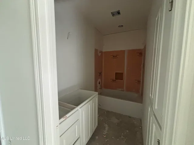 $520,000 | 990 Black Jack Road, Vaughan, MS 39179