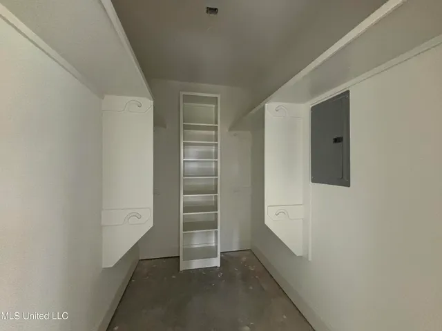 $520,000 | 990 Black Jack Road, Vaughan, MS 39179