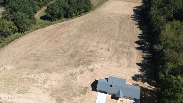 $520,000 | 990 Black Jack Road, Vaughan, MS 39179