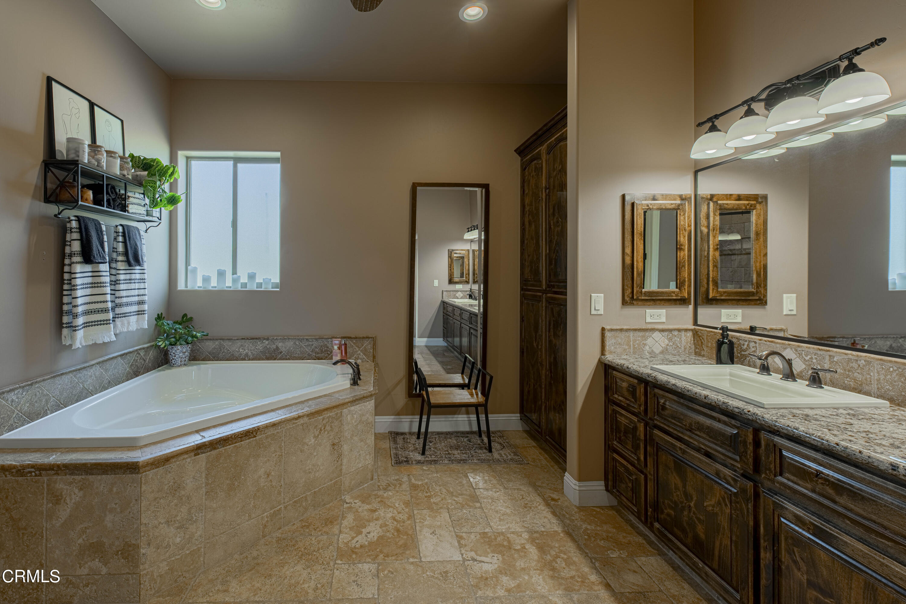 15023 Redwood Pass Drive Bakersfield, CA 93314 - Photo 26 of 67 52