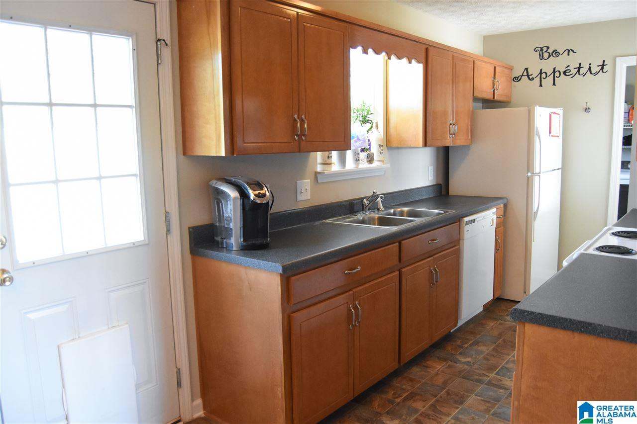 518 Bailey Road Weaver, AL 36277 - Photo 7 of 26