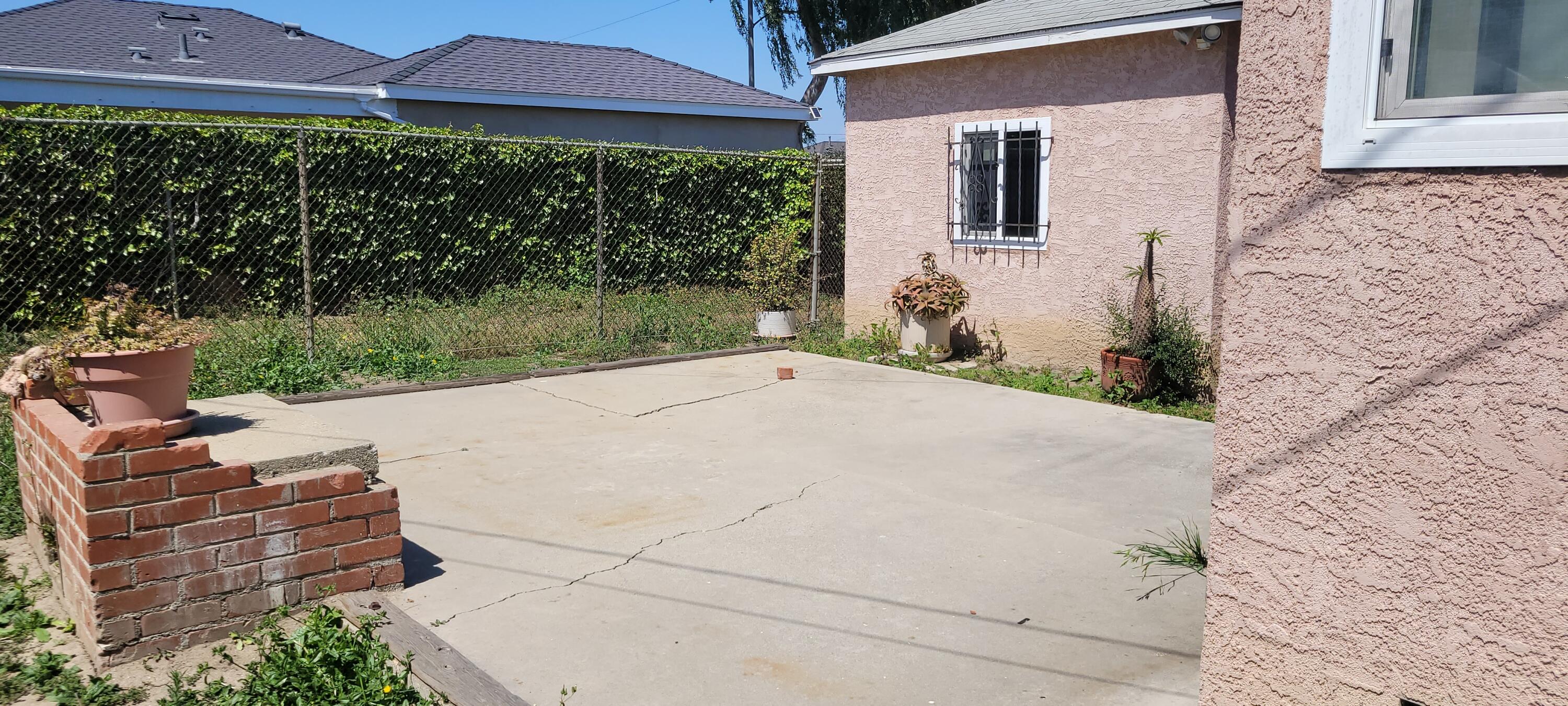 1103 West Bennett Street Compton, CA 90220 - Photo 17 of 20 a view of a backyard