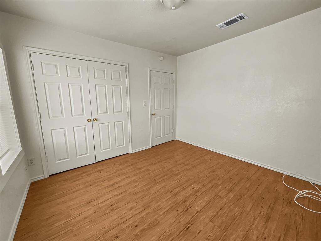 109 South 5th Street Sanger, TX 76266 - Photo 14 of 14 a view of empty room