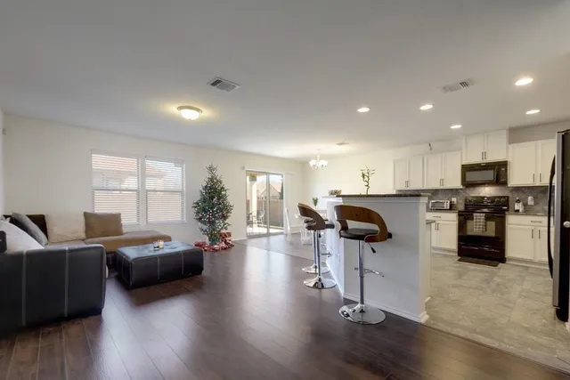 $2,345 | 900 Oatmeal Drive, Pflugerville, TX 78660