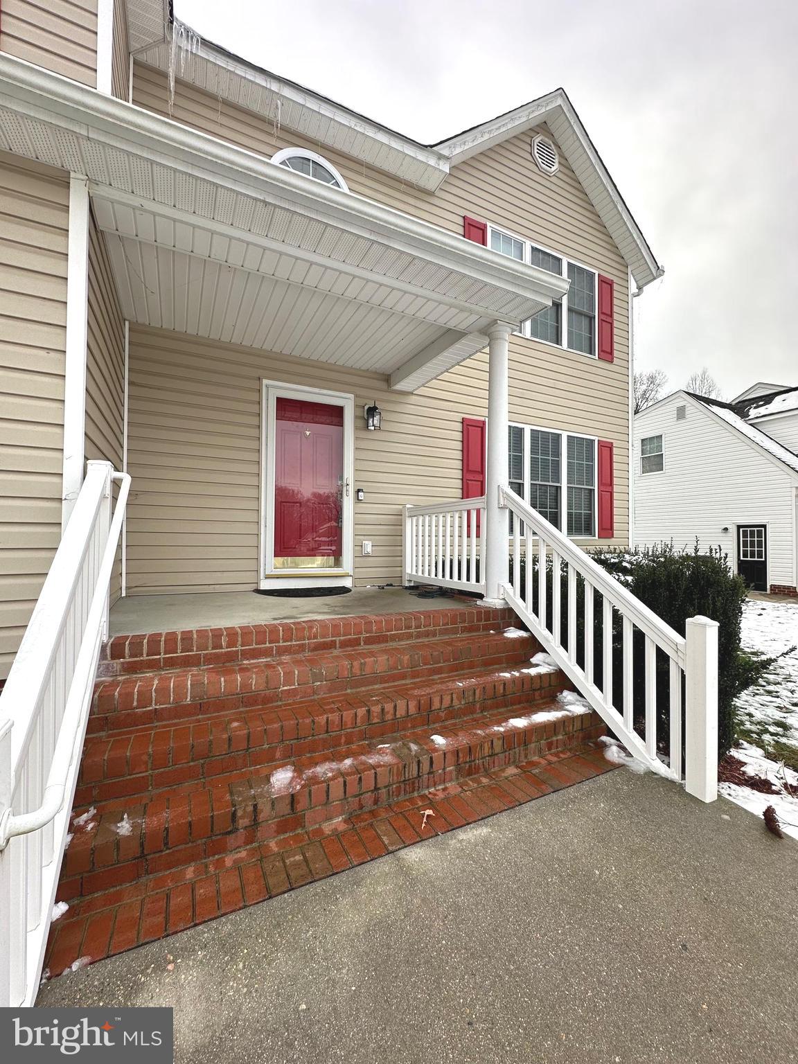 4343 Stately Oak Road North Chesterfield, VA 23234 - Photo 4 of 17 a front view of a house with stairs