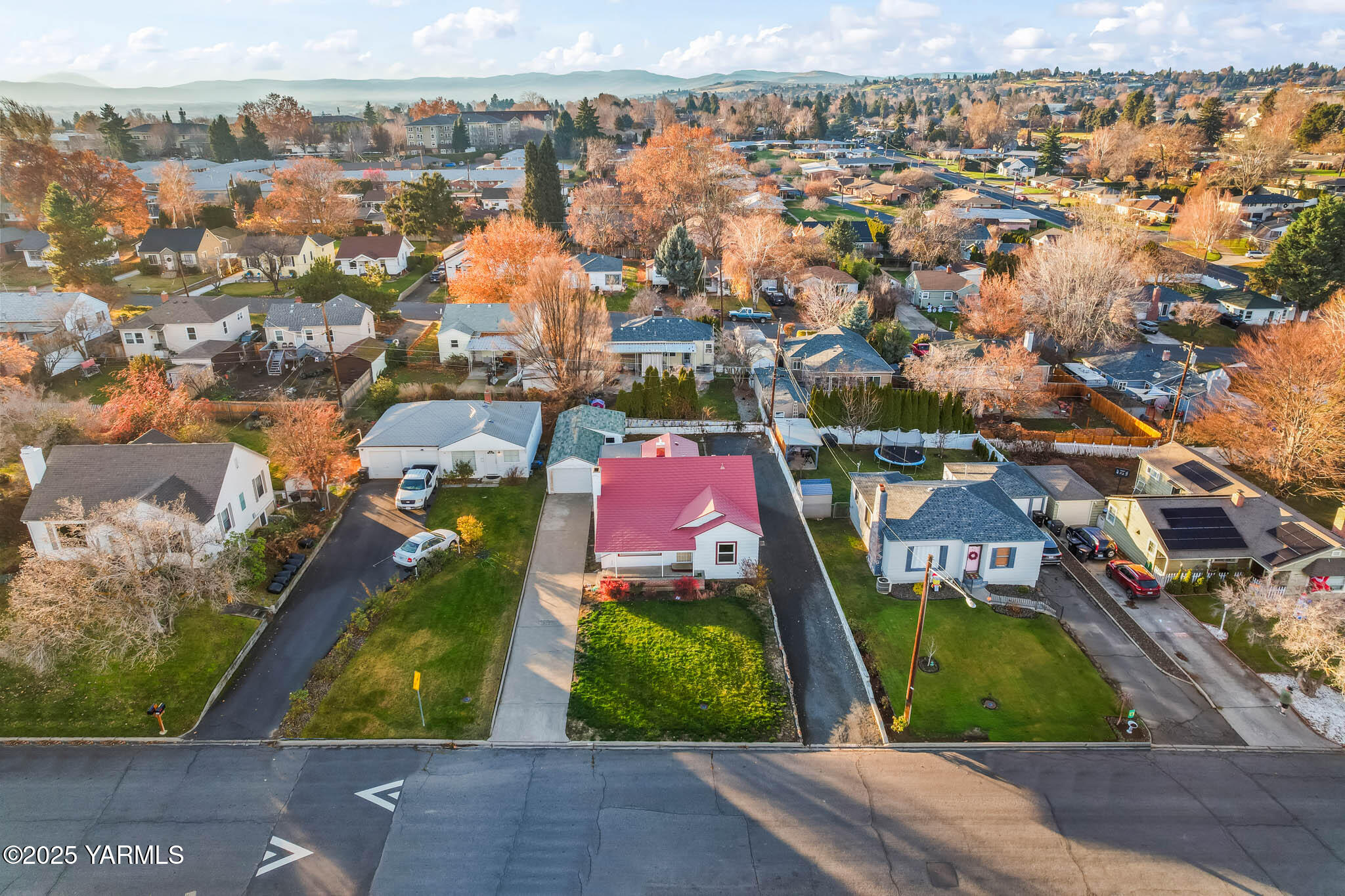 304 North 35th Avenue Yakima, WA 98902 - Photo 16 of 31 27. Aerial front (1)