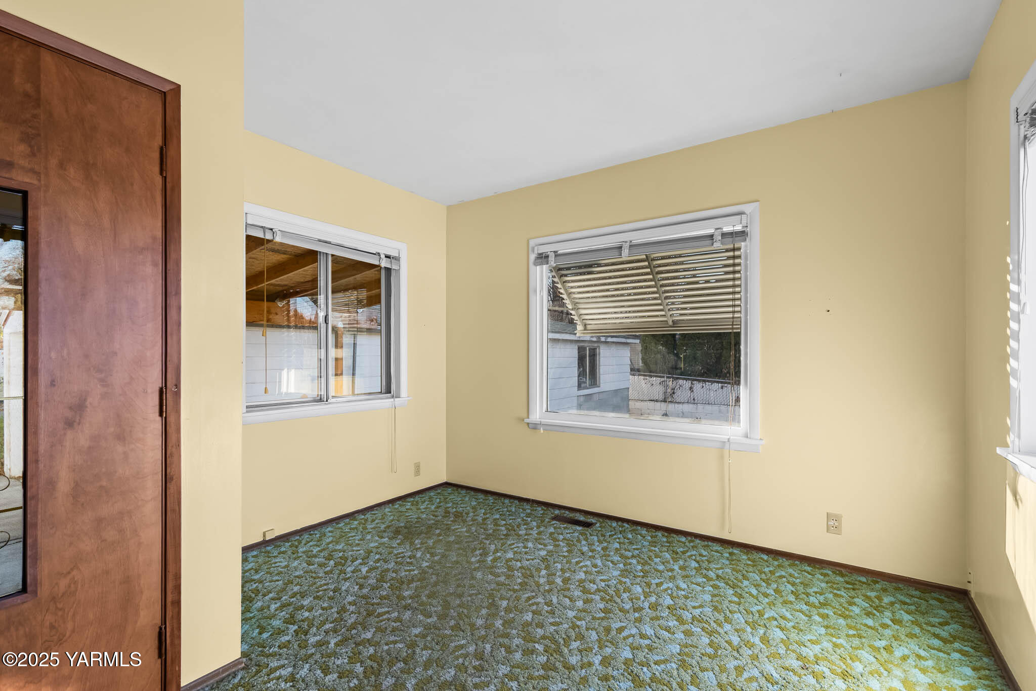 304 North 35th Avenue Yakima, WA 98902 - Photo 21 of 31 8. Flex Room