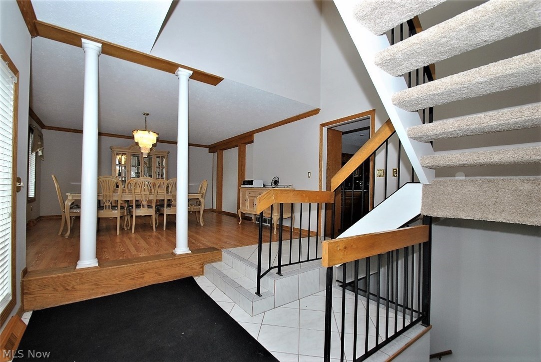 36205 Bainbridge Road Solon, OH 44139 - Photo 2 of 21 Gallery Image 2
