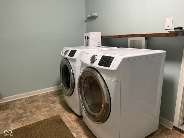 $1,950 | 1156 Hoyt Avenue, Indianapolis, IN 46203