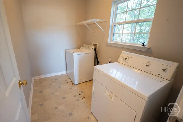 $2,450 | 492 Golden Grove Lane, Richmond Hill, GA 31324