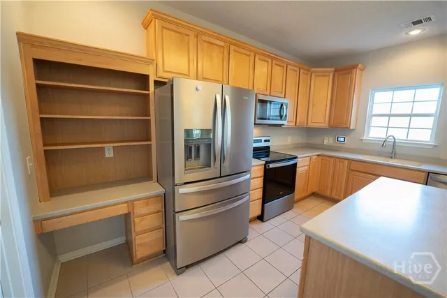 $2,450 | 492 Golden Grove Lane, Richmond Hill, GA 31324