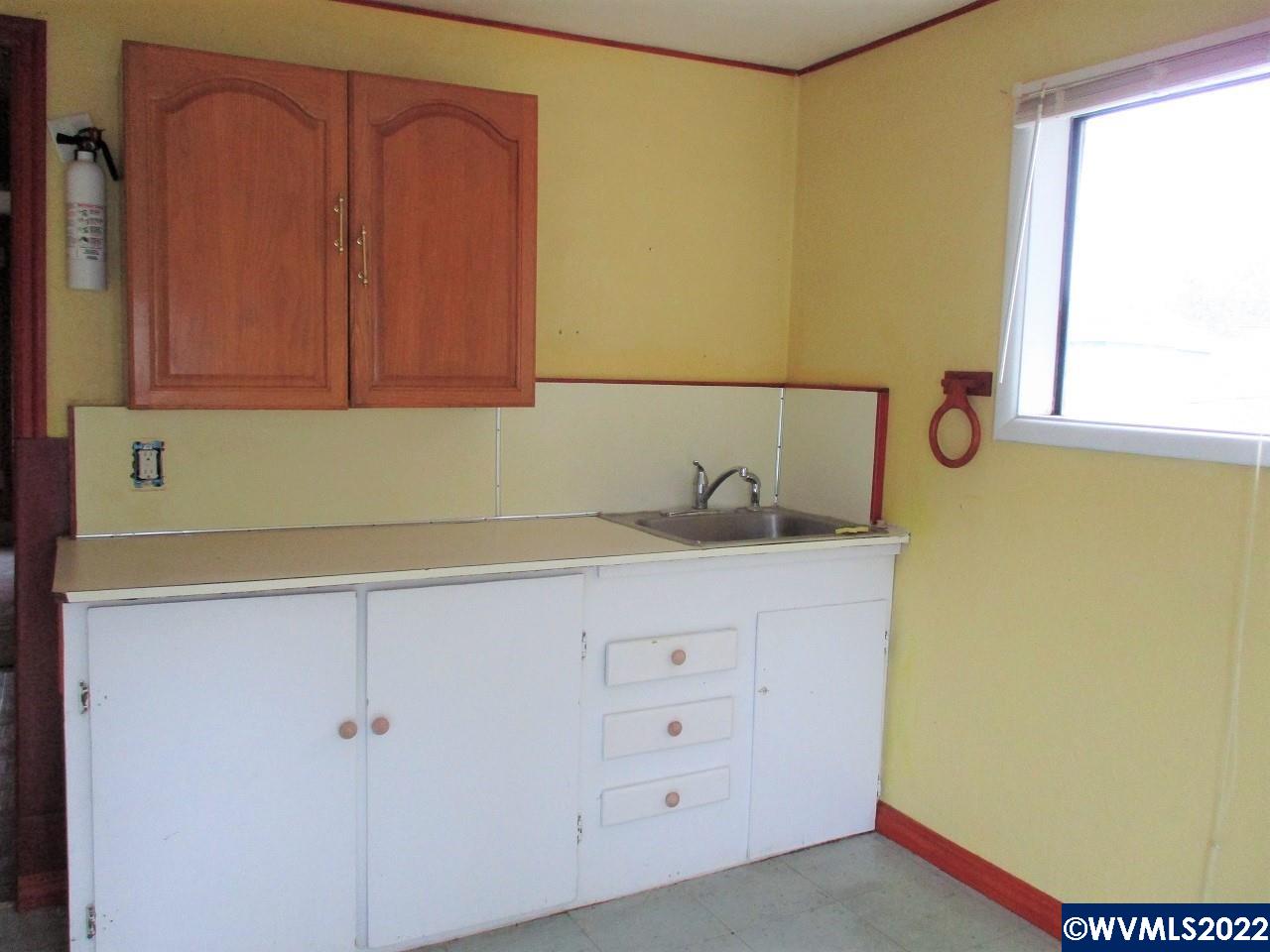 719 Southwest 4th Street Corvallis, OR 97333 - Photo 9 of 29