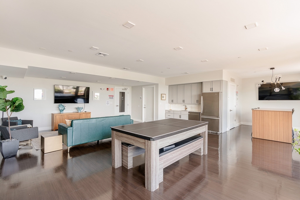 11 Walley Street, Unit 306 Boston, MA 02128 - Photo 17 of 20