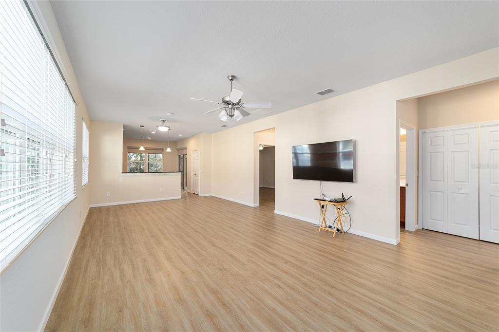 9119 Southwest 70th Loop Ocala, FL 34481 - Photo 7 of 53