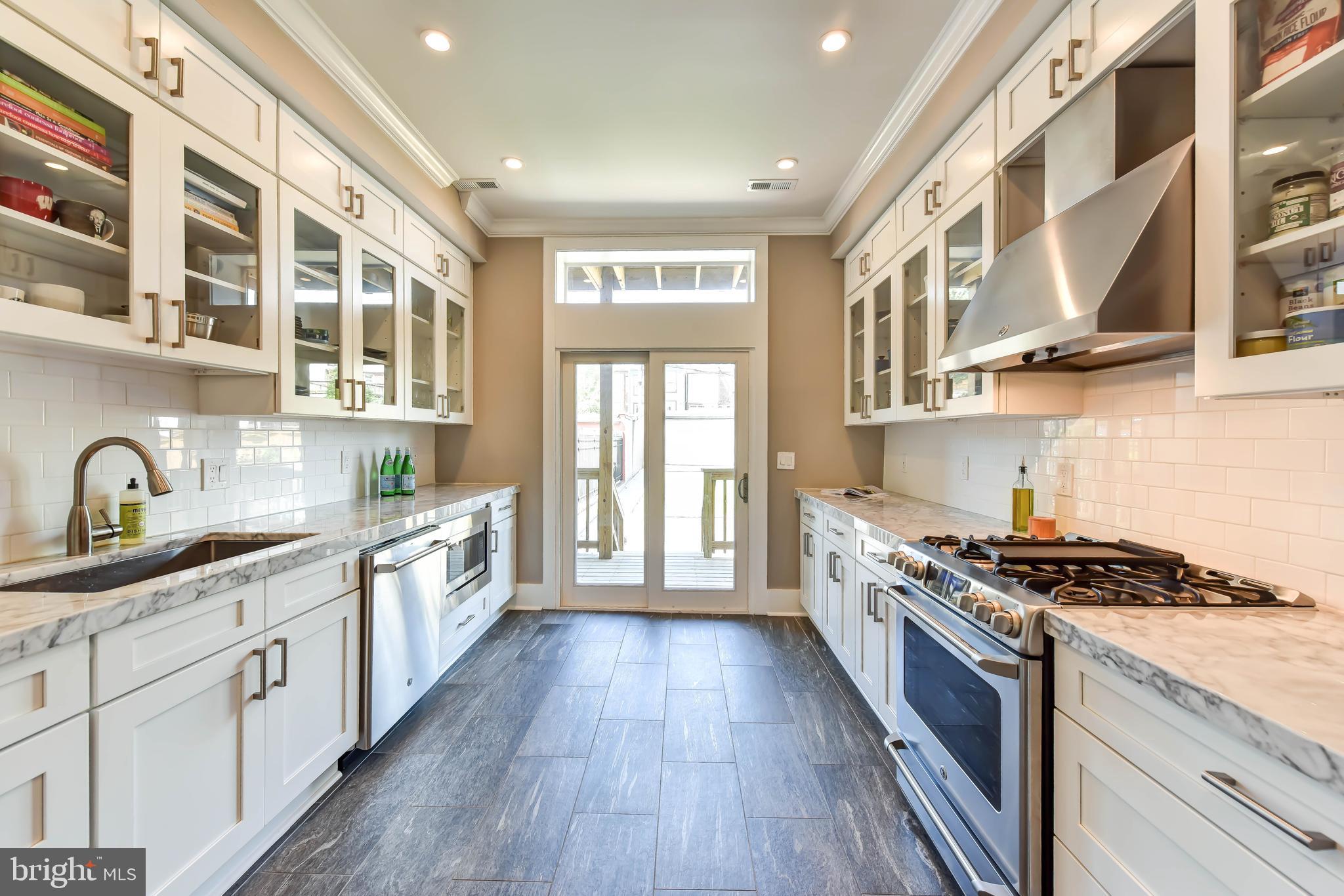 49 Adams Street Northwest Washington, DC 20001 - Photo 5 of 30 Kitchen