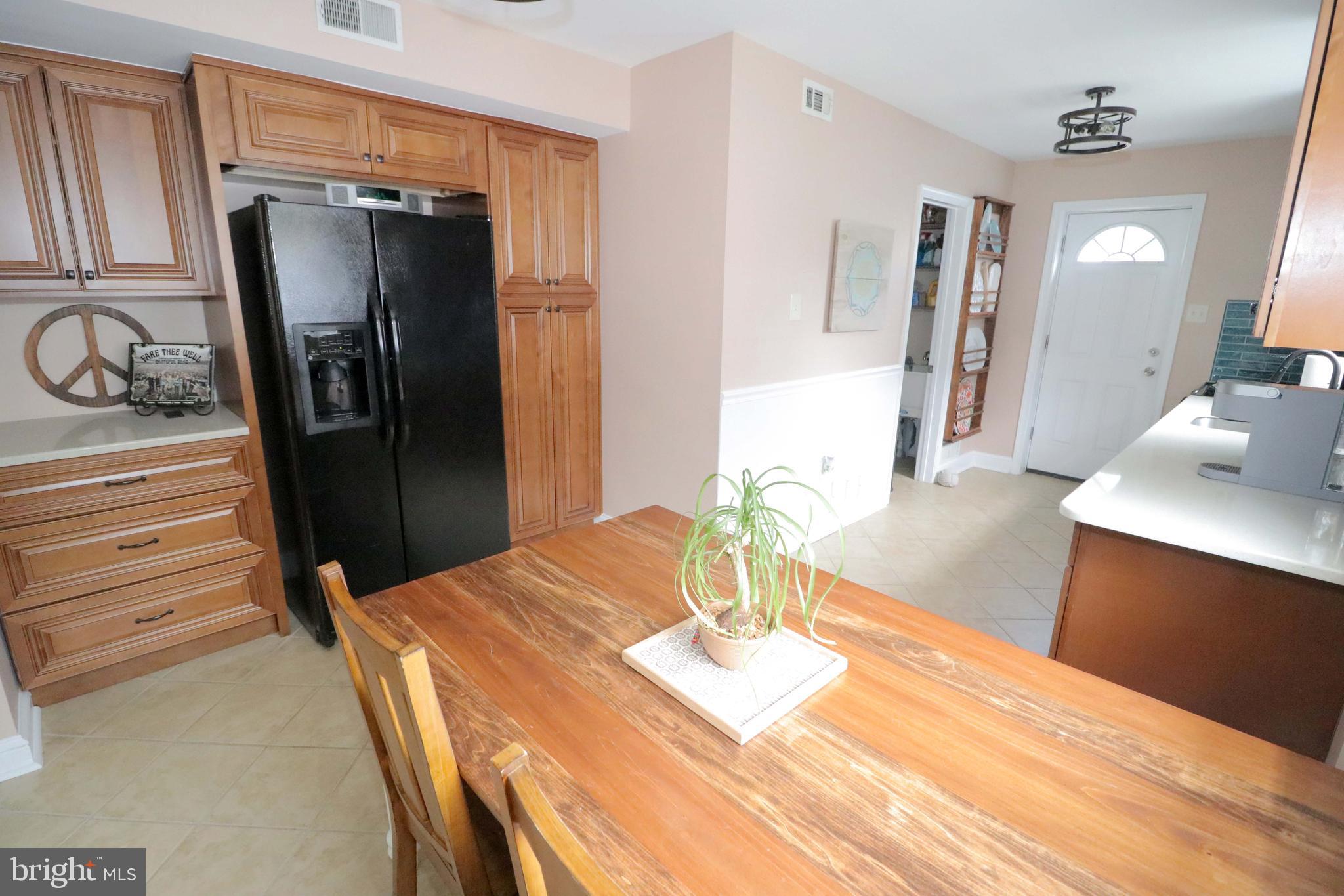 9253 Exeter Road Philadelphia, PA 19114 - Photo 9 of 47 Gallery Image 9