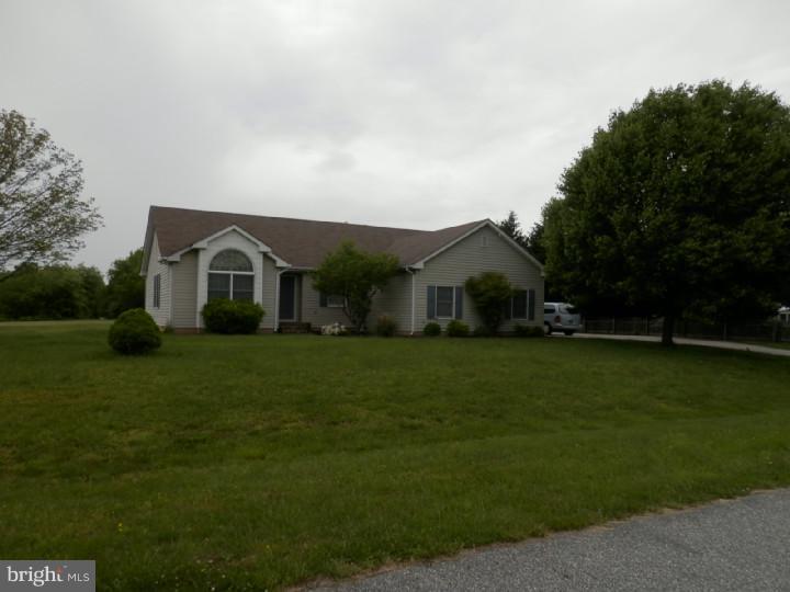 156 Winding Ridge Road Dover, DE 19904 - Photo 3 of 25 Front Yard