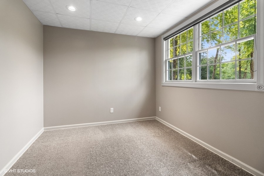 3905 Ridge Road Spring Grove, IL 60081 - Photo 16 of 26