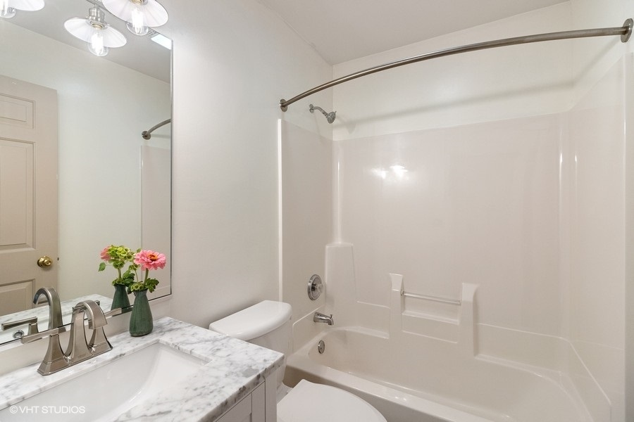 3905 Ridge Road Spring Grove, IL 60081 - Photo 22 of 26