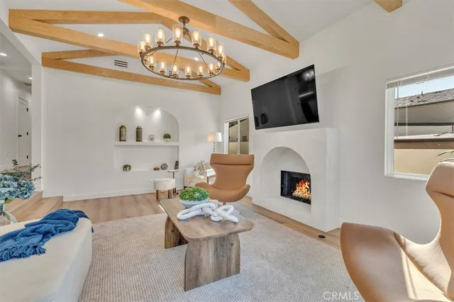 $3,990,000 | 266 Mabery Road, Santa Monica, CA 90402