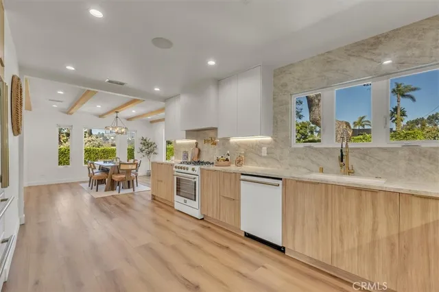 $3,990,000 | 266 Mabery Road, Santa Monica, CA 90402